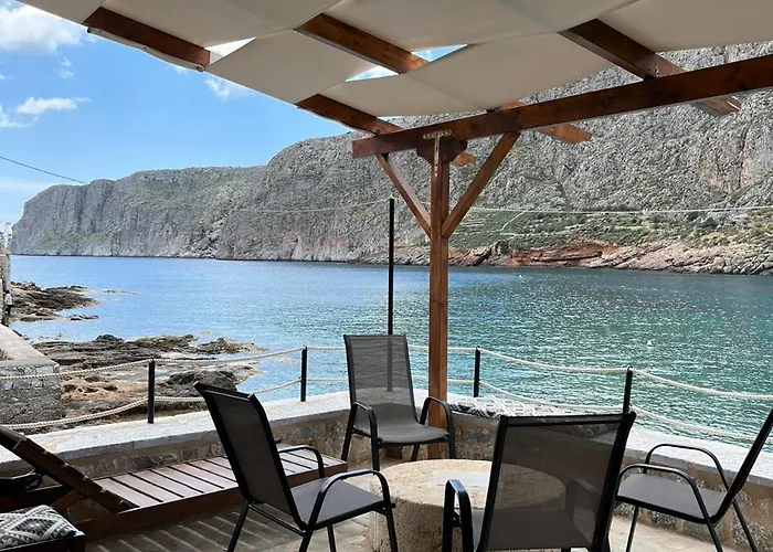 度假居 Milopetra 耶罗里明