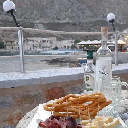 Milopetra